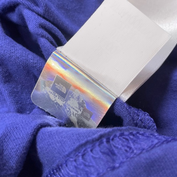 The North Face Men’s Throwback Short Sleeve Tee - Picture 5 of 5